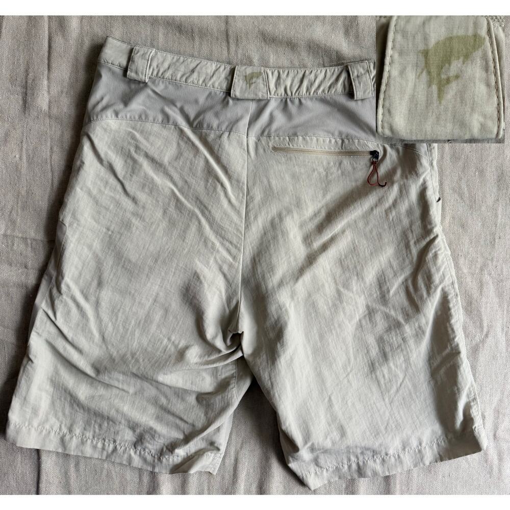 Simms Fishing Products Cargo Shorts Mens Size Medium M Tan Khaki Hiking Nylon
